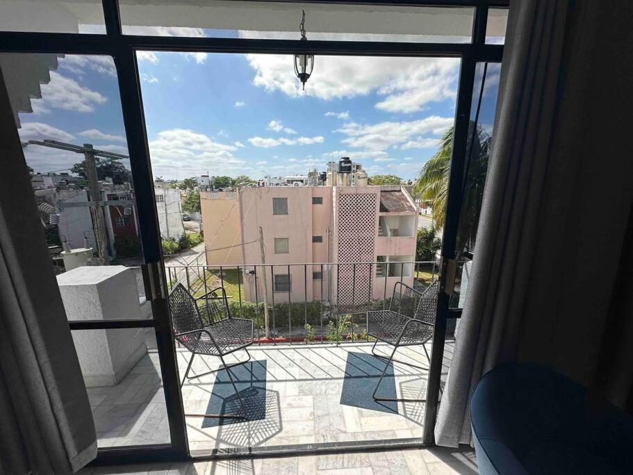 Boho Chic 1bd In Downtown, 4pax Apartment